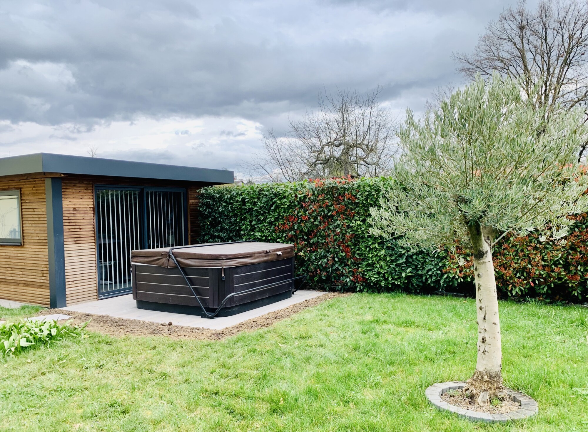 Studio de jardin en bois et spa à Horbourg-Wihr, près de Colmar Sélestat